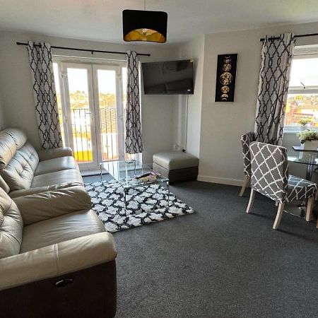 Spacious 1 Bedroom Apartment In Wigan Shevington Exterior foto